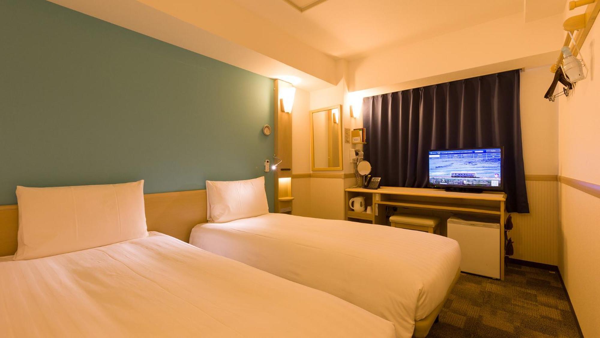 Toyoko Inn Shin-Aomori-Eki Higashi-Guchi Номер фото